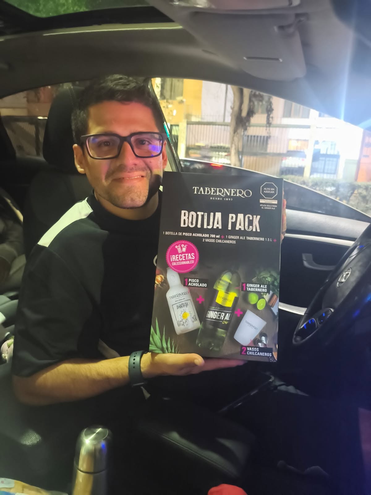 Entrega de Obsequios por el Dia del Padre